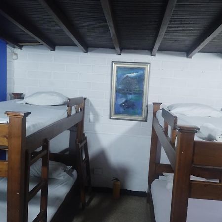 Hostel Spring City Medellín Buitenkant foto