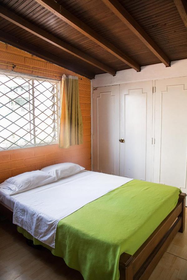Hostel Spring City Medellín Buitenkant foto